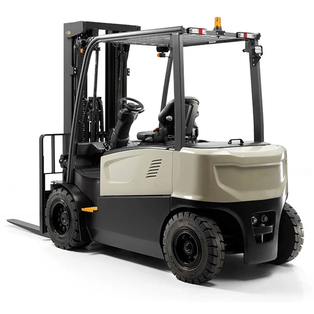 4-5 Ton Lithium-Ion Counterbalanced Forklift